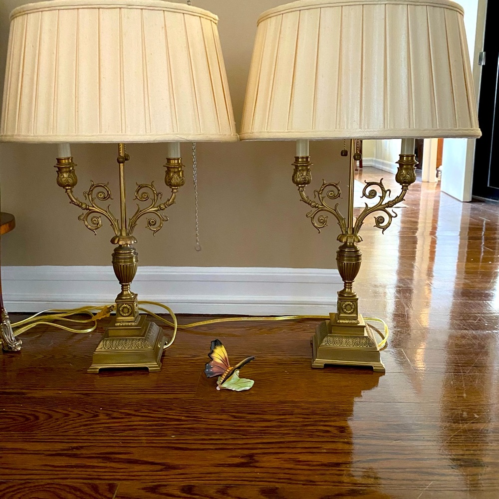 Set of brass lamps